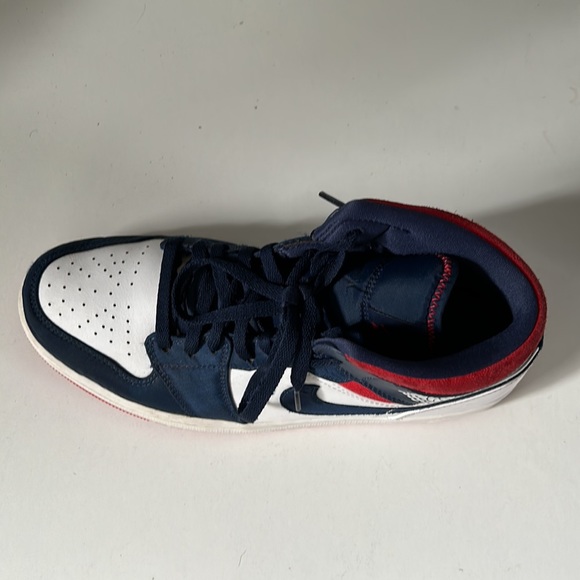 Jordan 1 Red Navy - Picture 5 of 7